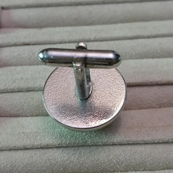 Vintage left and right pointng fingers cufflinks - Picture 3 of 4